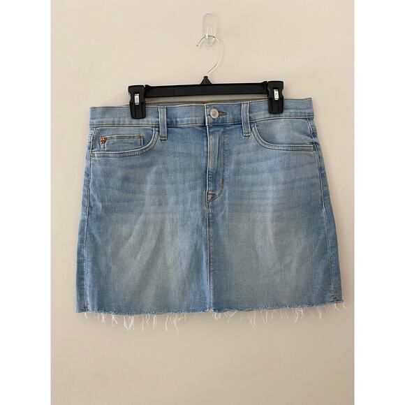 Hudson Vivid Skirt Mini Denim Jean 31 Raw Hem Light Wash Soft NWOT Classic - Picture 1 of 11